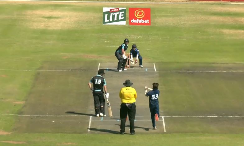 La Cock, Shikongo sparkle as Windhoek Jets defend 147