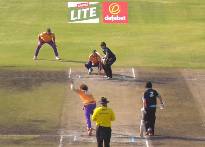 3/33! Nicol Loftie-Eaton's wizardry goes in vain