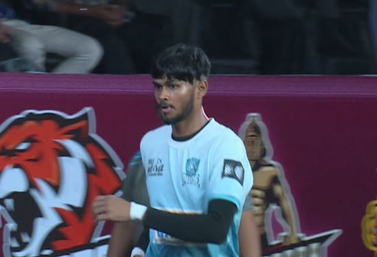 28-27! Chola Veerans inch past Panchala Pride