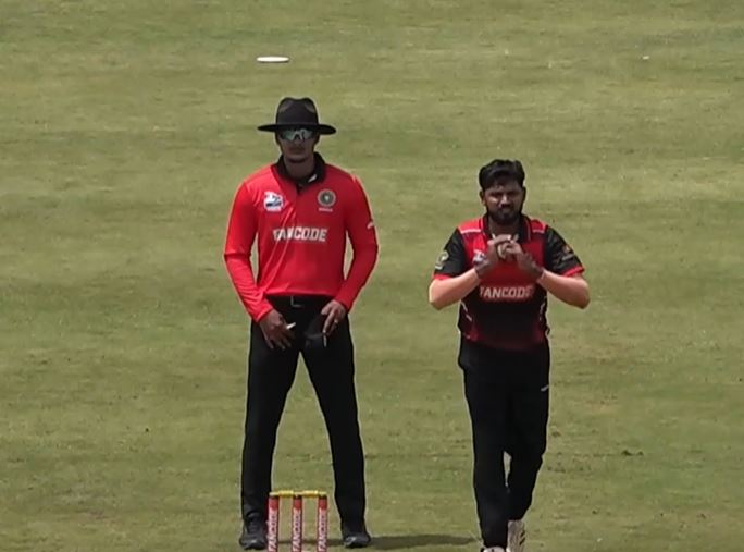 4-fer! Ajith Vasudevan bundles out Royals for 96