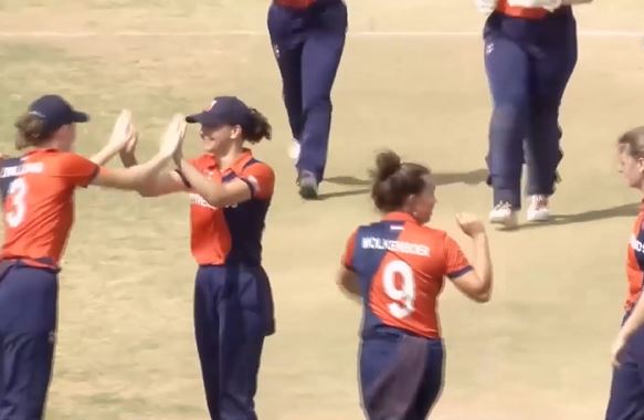 Upbeat Netherlands thump meek Italy by 7 wickets