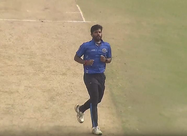 4-fer! Ravi Teja bundles out Himachal for 128