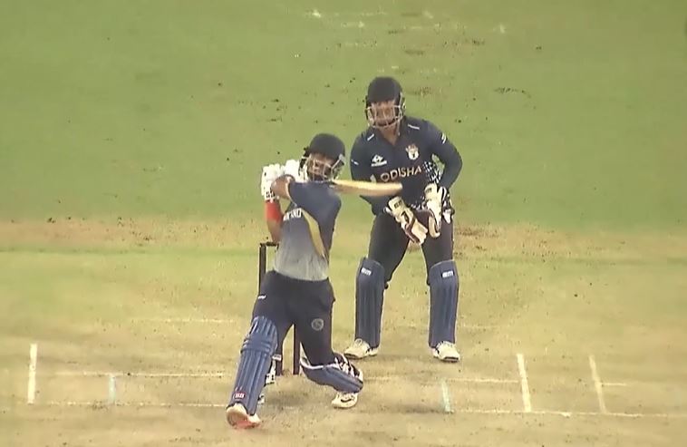 65 off 40! Virat Singh sets the stage for Jharkhand