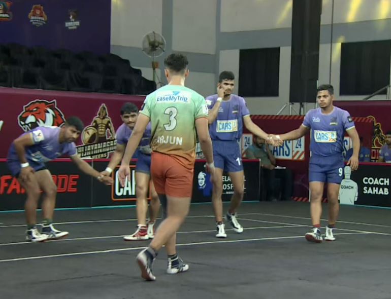 All-round Aravalli Arrows trounce Chola Veerans by 24 points