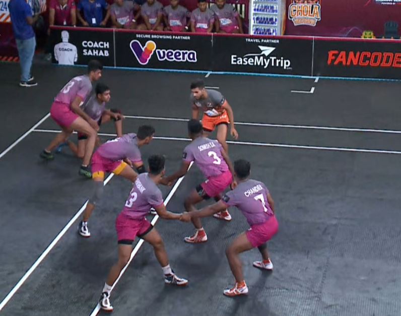 49-46! Kaziranga Rhinos beat Tadoba Tigers in a nail-biting clash