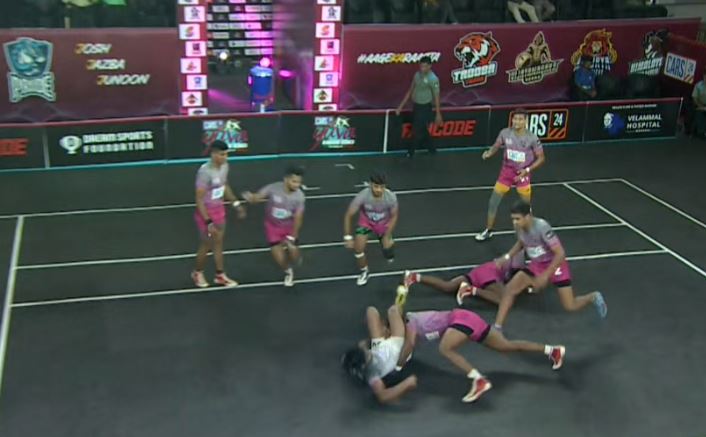 Murthal Magnets waltz past feeble Kaziranga Rhinos 42-28