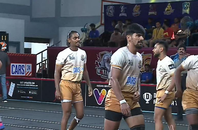 Irfan Ahmed Mir returns with 18 raid points