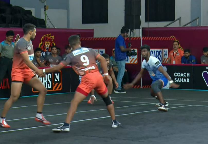 Shantanu Kumar Singh sizzles with 12 raid points