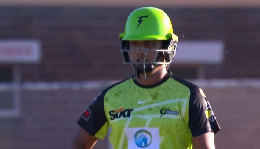 52 off 39! Chamari Athapaththu continues her classics