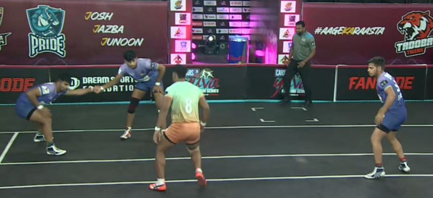 7 Successful Tackles! Lokesh Ghosliya pumps the brakes