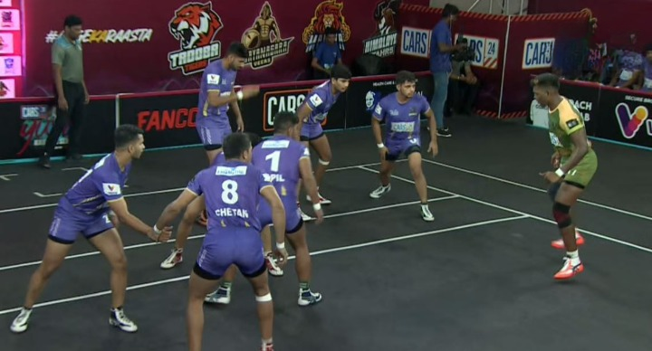 10 Successful Tackles! Chetan Choudhary haunts Palani Tuskers