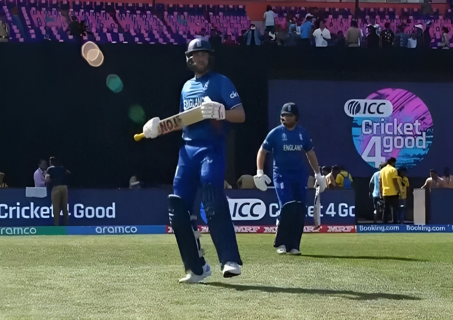 Malan stars as ENG beat BAN by 137 runs