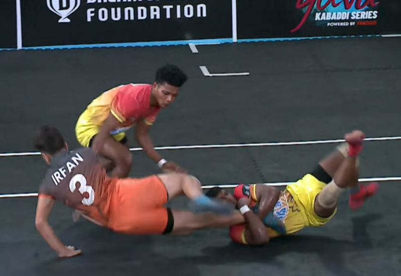 Irfan Ahmed Mir sparkles with Kamaal performance