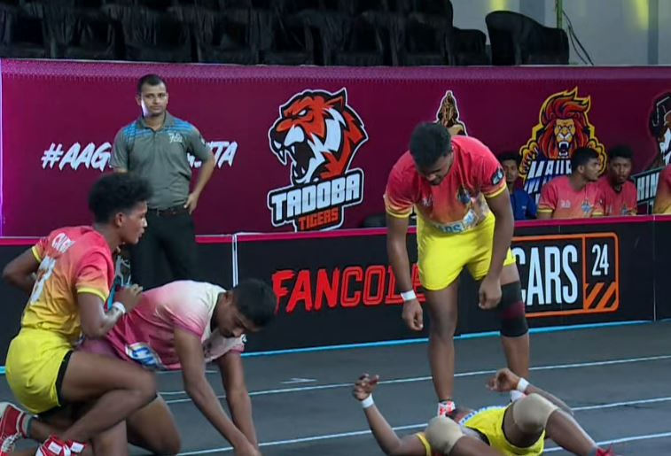 Vijayanagara Veers edge past Maurya Mavericks 34-28