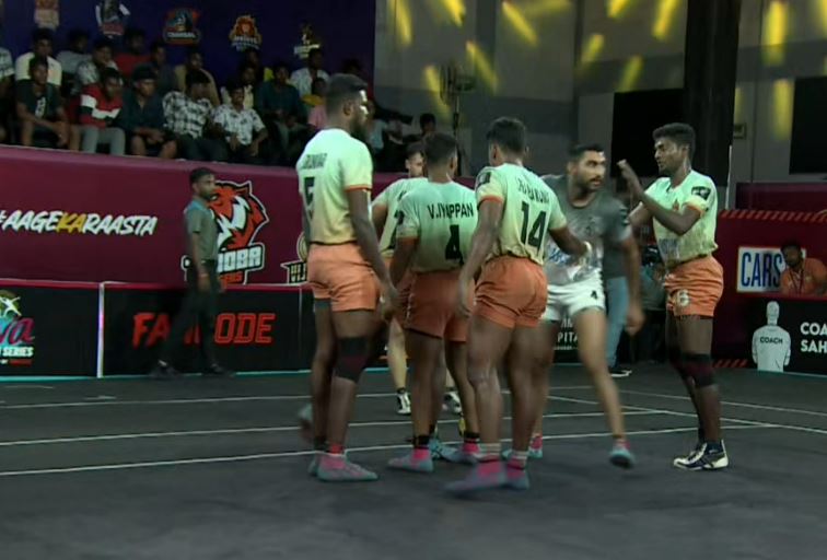 Chola Veerans brush aside Murthal Magnets 45-18