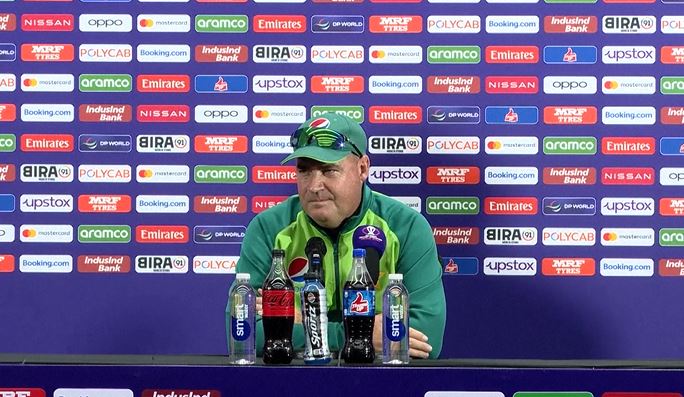 Mickey Arthur disappointed with PAK's loss to IND