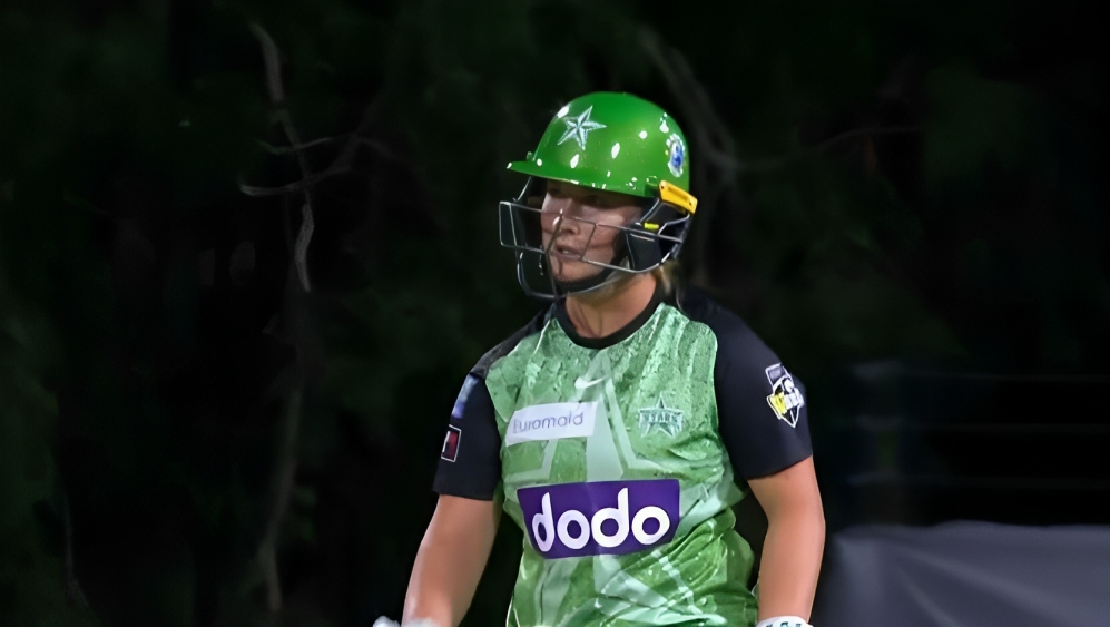 Alice Capsey's valiant knock of 52 goes in vain