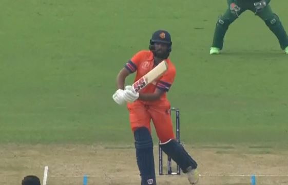 Netherlands drub struggling Bangladesh by 87 runs