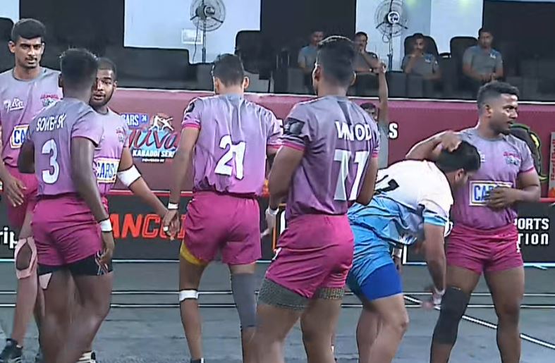 Kaziranga Rhinos humble Himalayan Tahrs 39-33