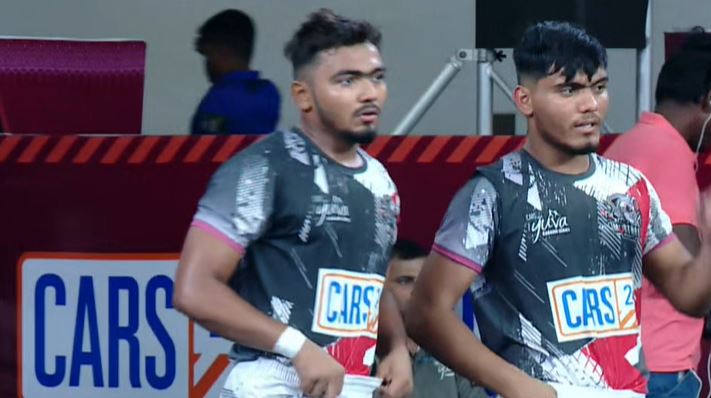 Rohit Rathee's raid stings Hampi Heroes' defence