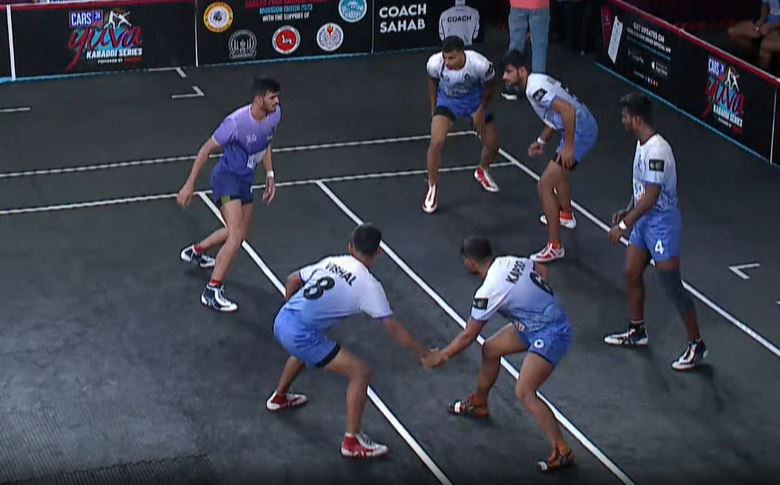 Yuvraj Choudhary skillfully raids over Hampi