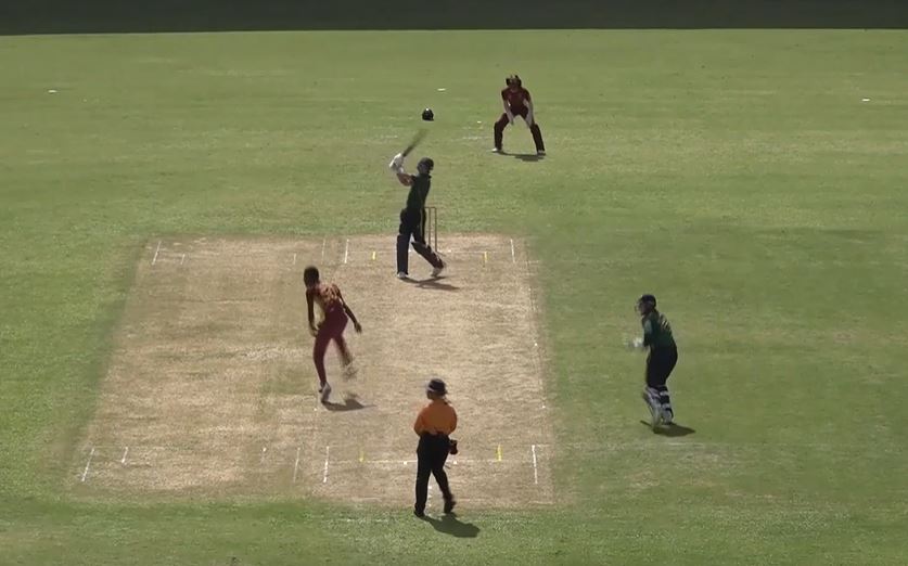 Murray Commins dazzles with composed 118*