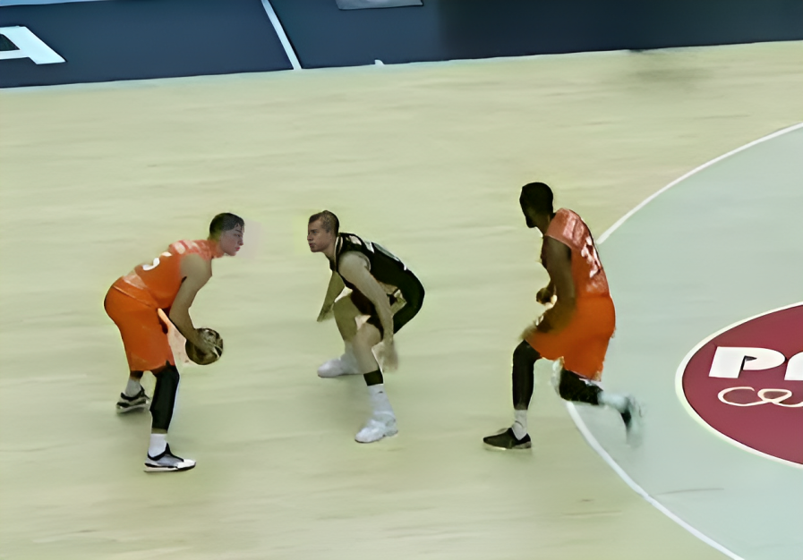 Robust Valencia edge past Alba Berlin 79-71