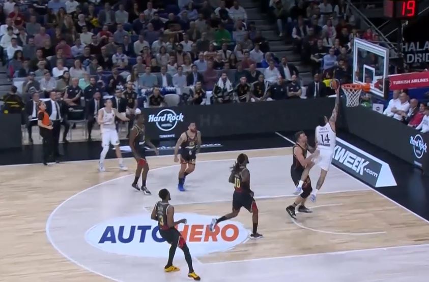 Real Madrid blow away Monaco 91-73 to maintain clean record