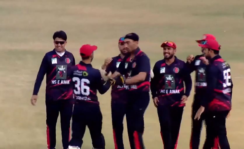 4-fer! Mohibullah Zurmati delivers with the ball