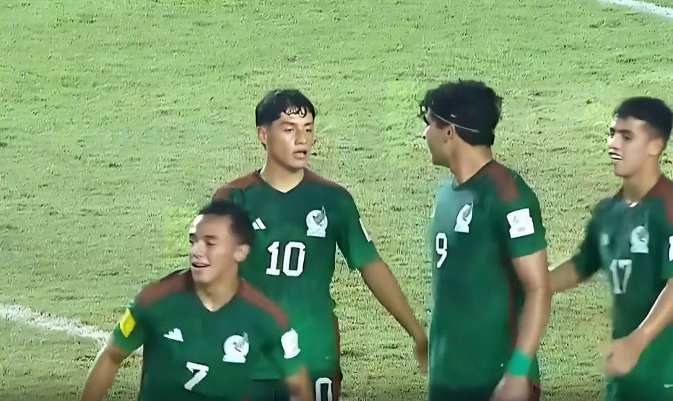 Mighty Mexico undermine New Zealand 4-0