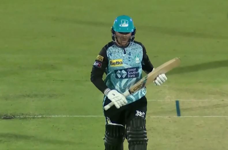 60 off 49! Mignon du Preez counterpunches Adelaide Strikers