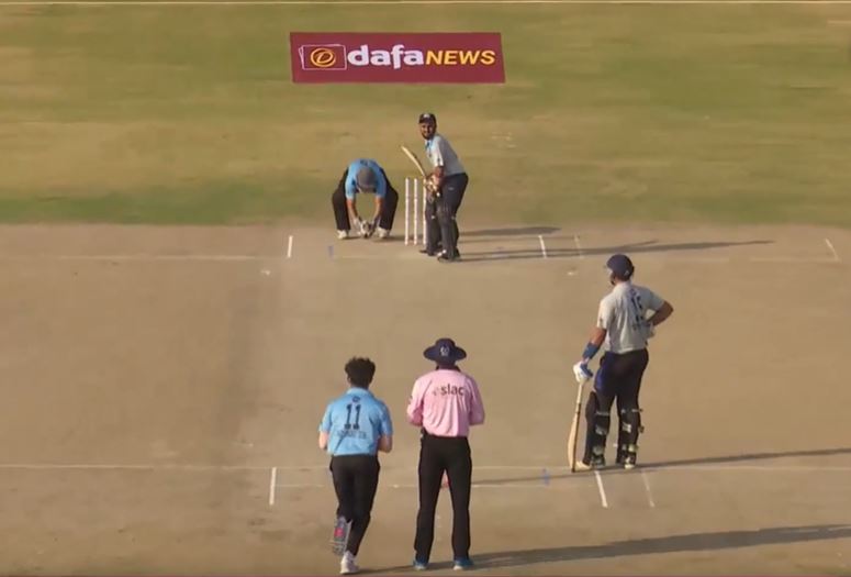 3-fer! Rohit Singh goes on a rampage