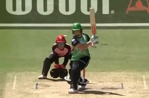 Thriller! Melbourne Stars edge past Melbourne Renegades by 4 runs