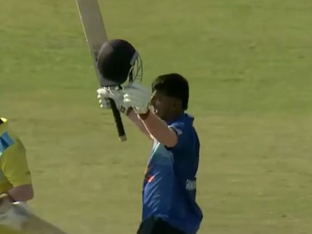 Abdul Khureshi wreaks havoc with his 102* off 36