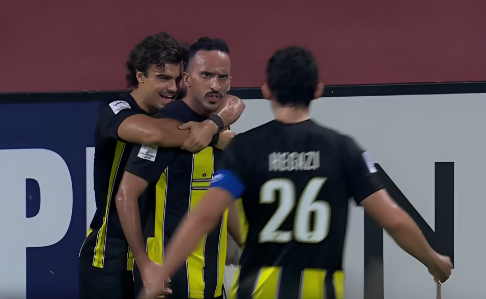 Al-Ittihad fight hard to beat Sepahan 2-1