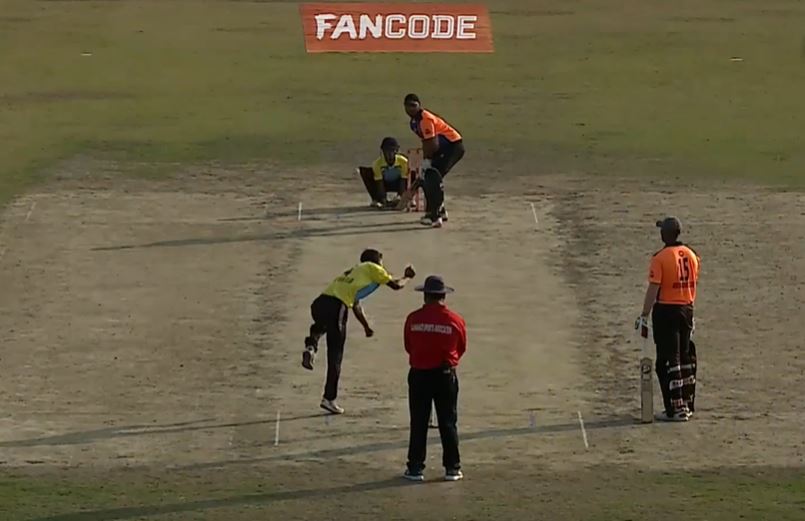 Manikarna Sarma's swashbuckling 56*