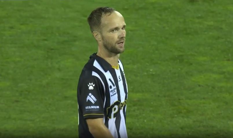Germain's last-minute penalty holds Newcastle Jets to 1-1 draw
