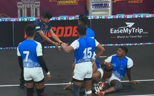 14 Raid Points! Anil Kumar dismantles Hampi Heroes