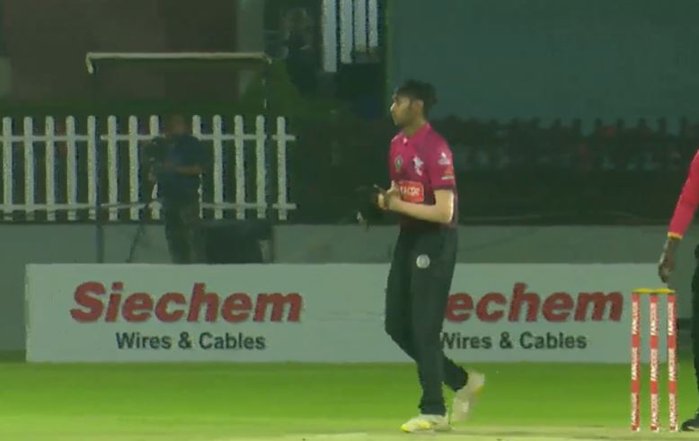 3 for 3! Karan Kannan's match-defining performance