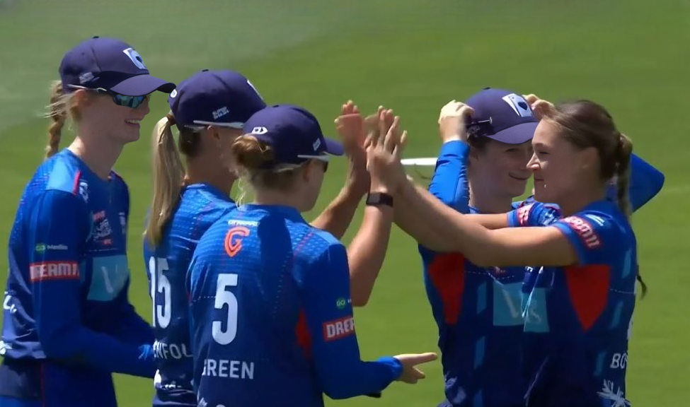 Dominant Auckland Hearts stroll past Canterbury Magicians by 4 wickets