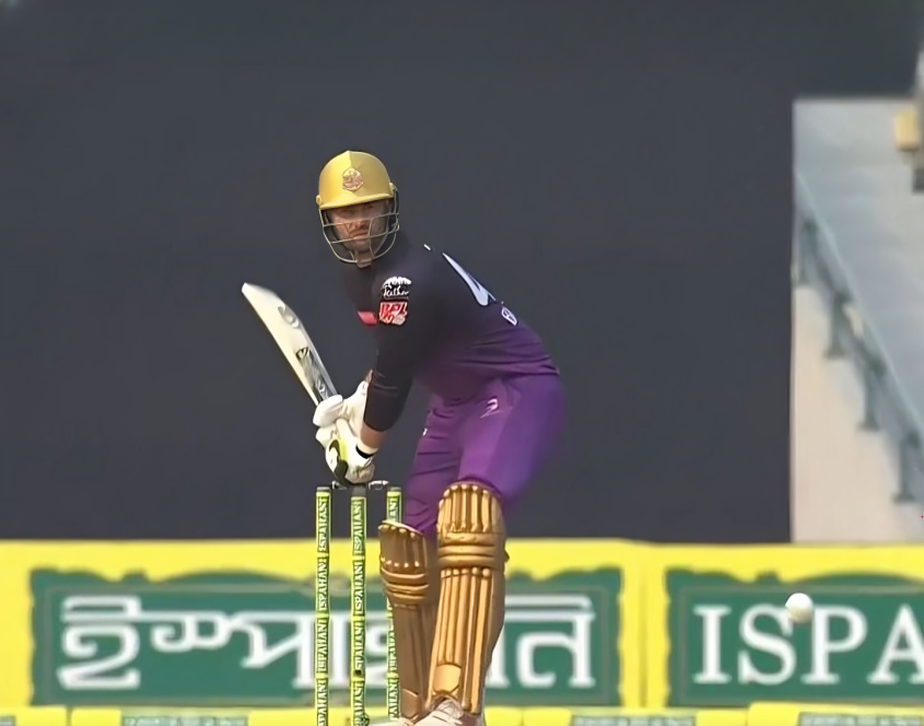 Tom Bruce's classy 51* shores up for Chattogram