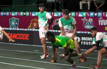 Sakthivel Thangavelu puts on a Kamaal moment