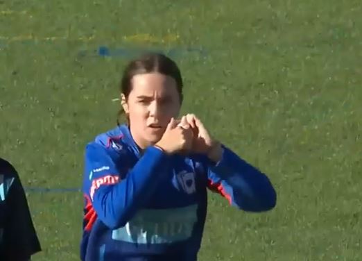 Fran Jonas spins her web with a 3-fer