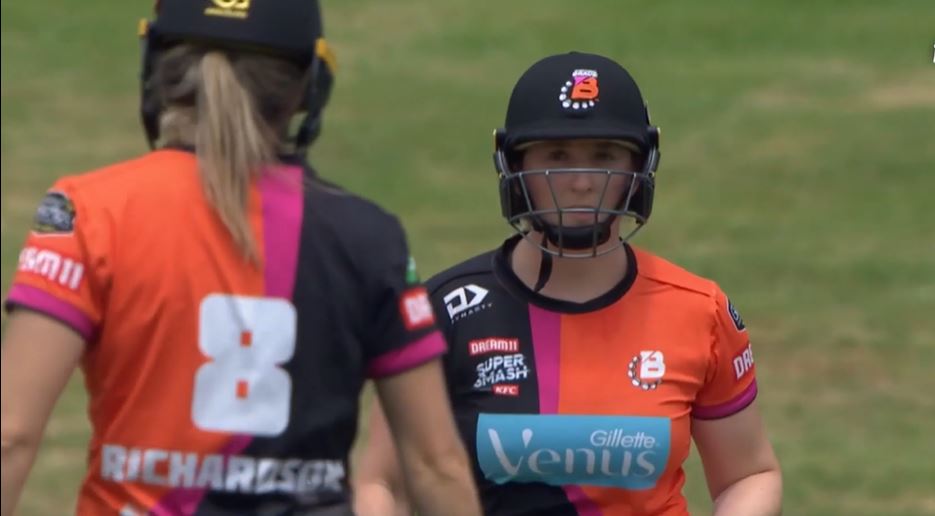 53* off 47! Caitlin Gurrey constructs Canterbury a chase