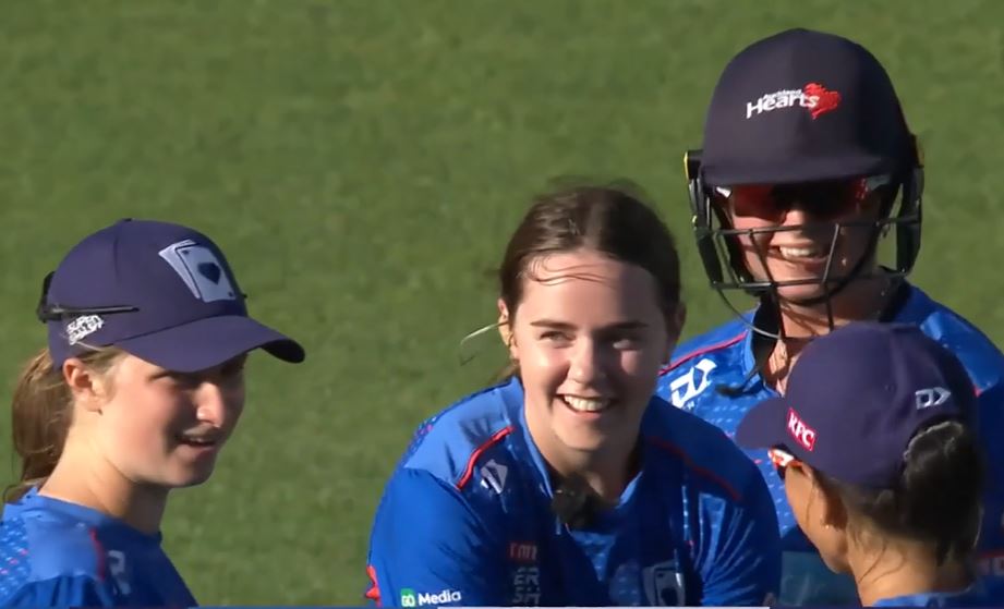 Resilient Auckland Hearts restrict Otago Sparks to win by 9 runs