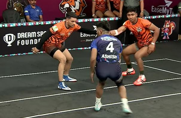 Periyar Panthers humble Tadoba Tigers 33-24