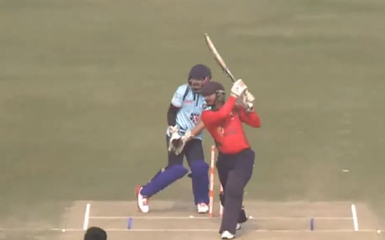 59 off 48! Prabir Sutradhar gives brisk start to Alipurduar Thunders