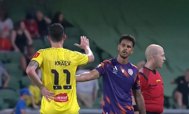 Perth Glory Share Point with Wellington Phoenix with a 0-0 Draw