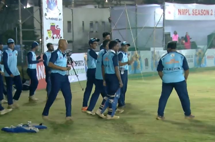 Akash Parkar Leads Thane Tigers' Charge to 4-Wicket Win