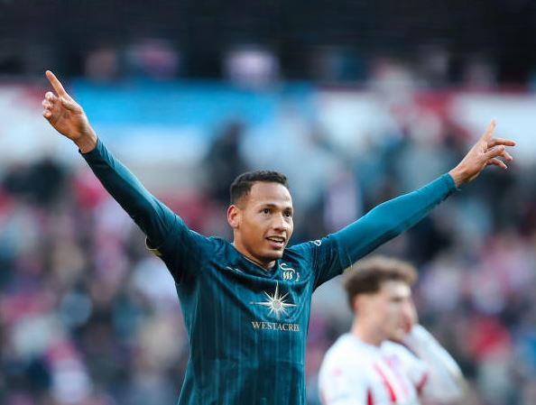 2-1! Ronald’s Double Secures Three Points for Swansea